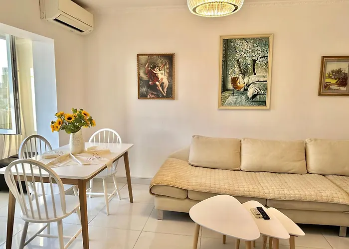 Gh Apartment Tirana